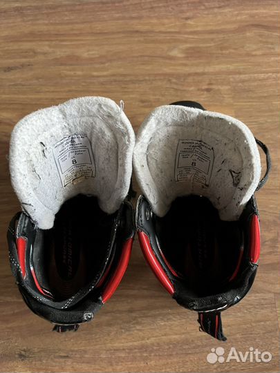 Коньки хоккейные вратарские ссм