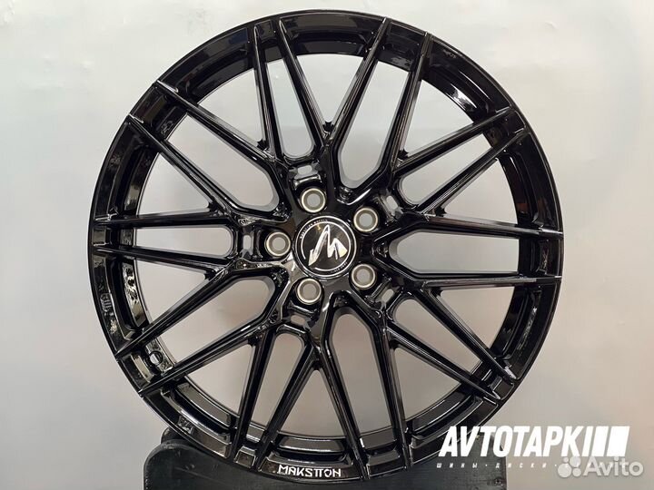 Диски R18 5x114,3 Faster-GT piano Black