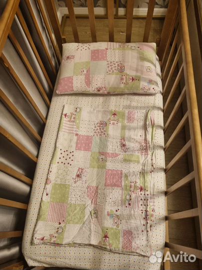 Детское постельное белье и бортики для девочки