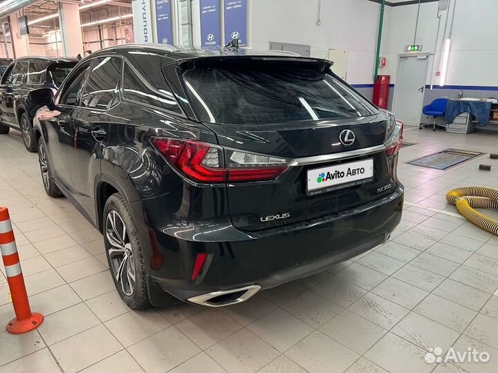 Lexus RX 2.0 AT, 2018, 108 120 км