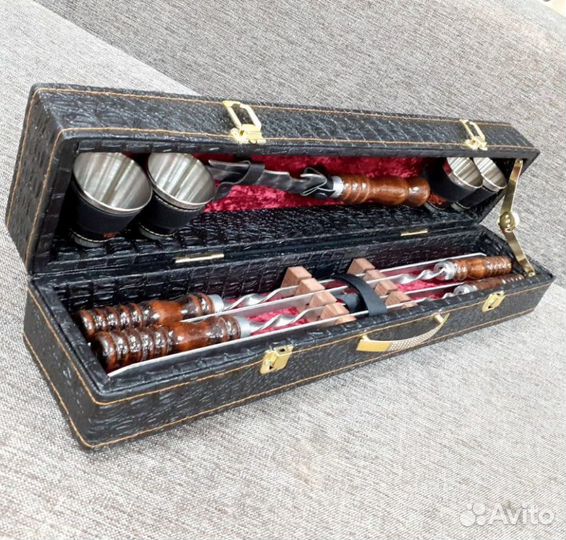 Шашлычный набор в чемодане 