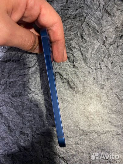 iPhone 12, 64 ГБ