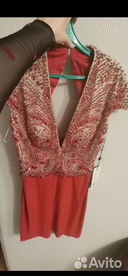 Вечернее платье sherri hill красное