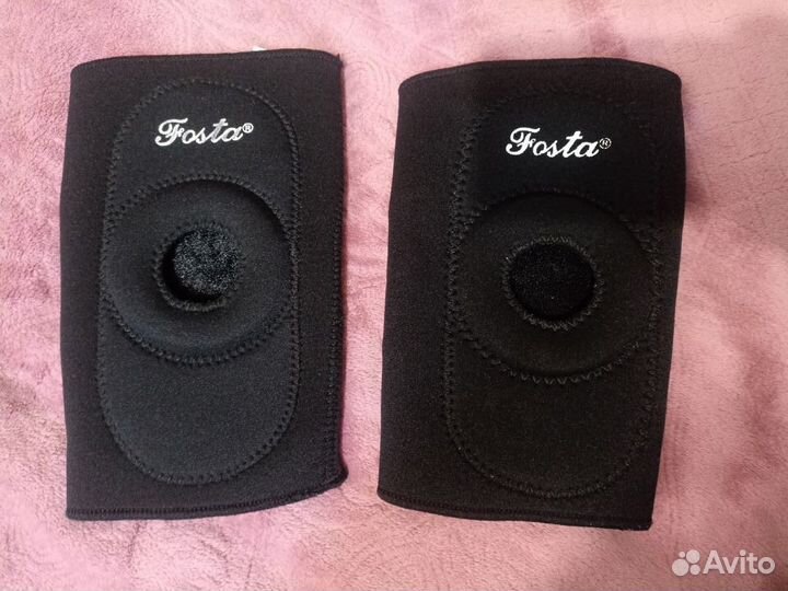 Наколенники Fosta