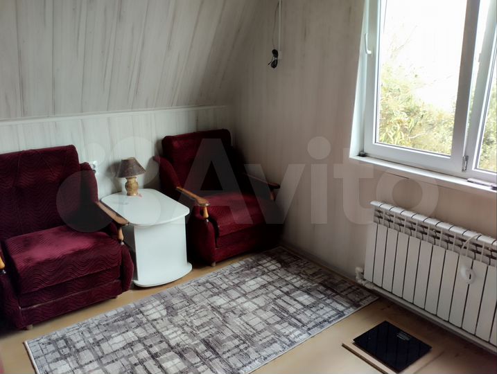 Комната 16 м² в 4-к., 2/2 эт.