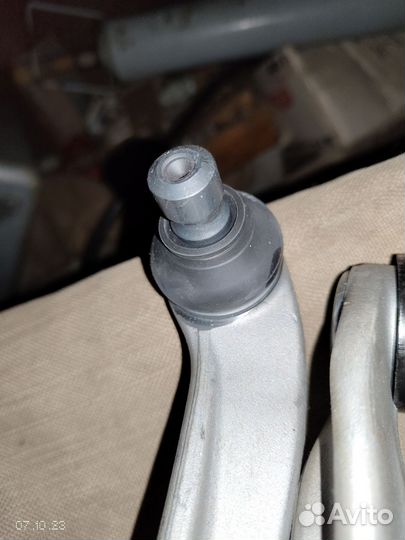 Рычаги RTS перединие верхние VW/Audi