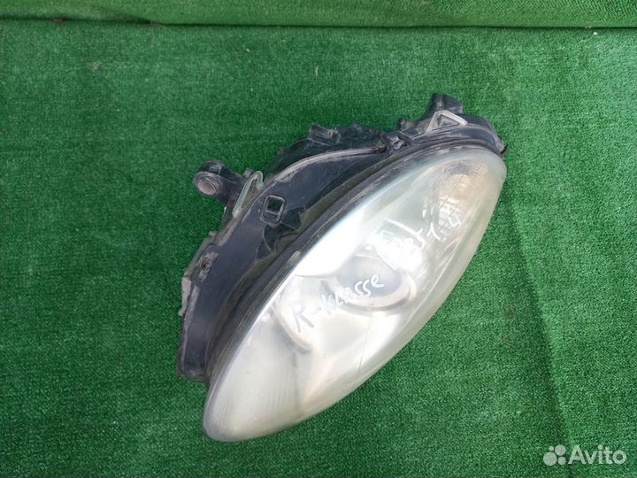 Фара левая Mercedes-Benz R-Class W251