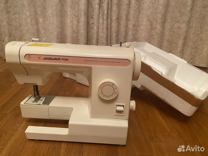 Швейная машинка jaguar 432