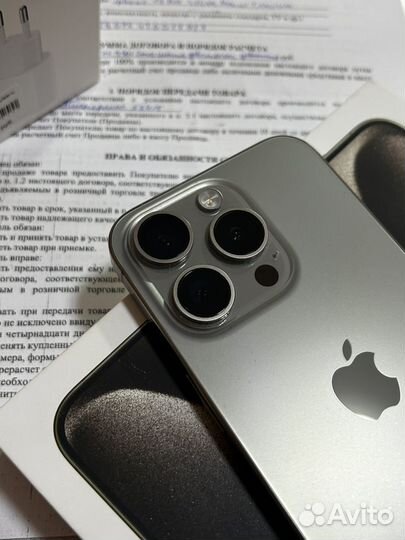 iPhone 15 Pro, 256 ГБ