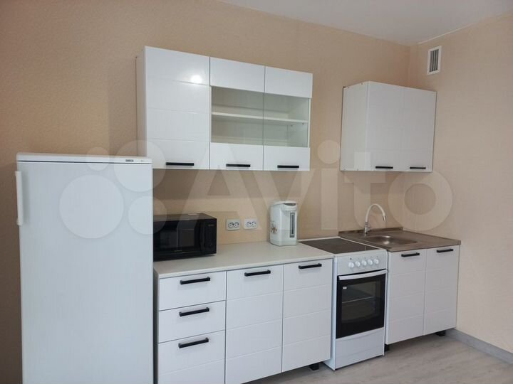 2-к. квартира, 55 м², 3/9 эт.