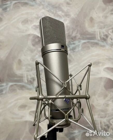 Студийный микрофон Neumann u87Ai