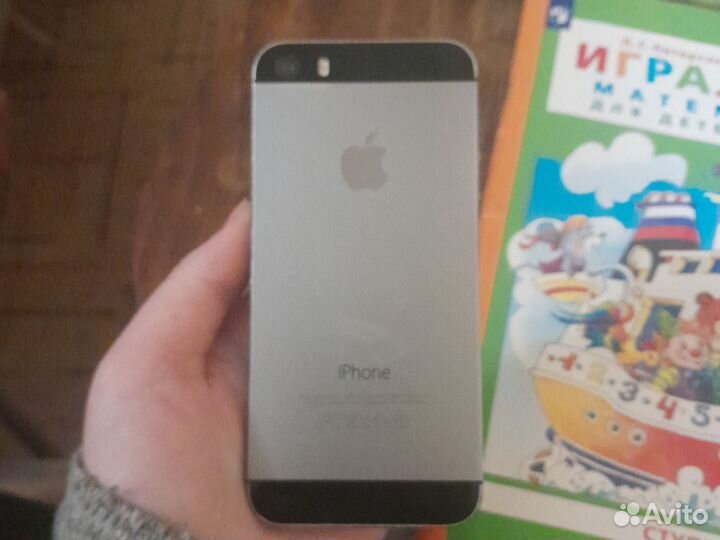iPhone 5S, 32 ГБ