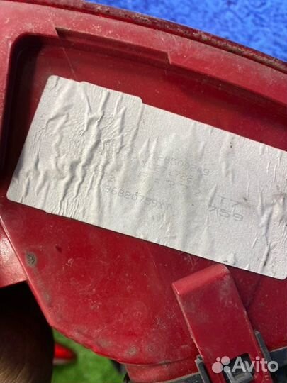 Фонарь задний правый Peugeot 308 2014