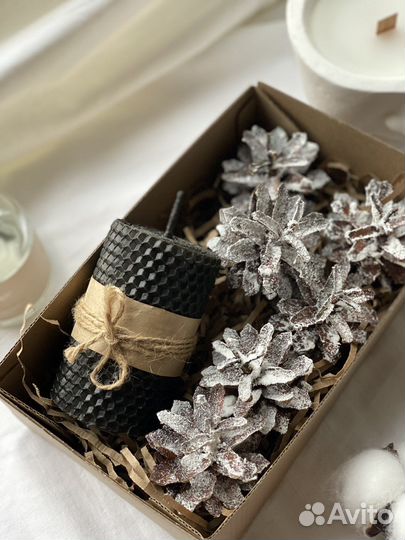 Свечи из вощины / шишки в снегу / набор