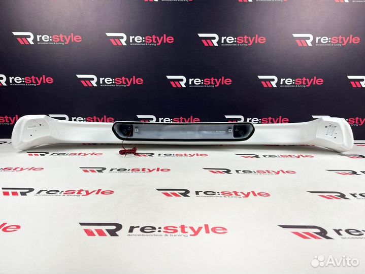 Спойлер Toyota Land Cruiser 100 O885