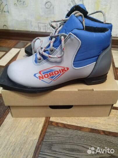 Лыжные ботинки Nordic