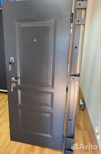 Дверь входная с установкой