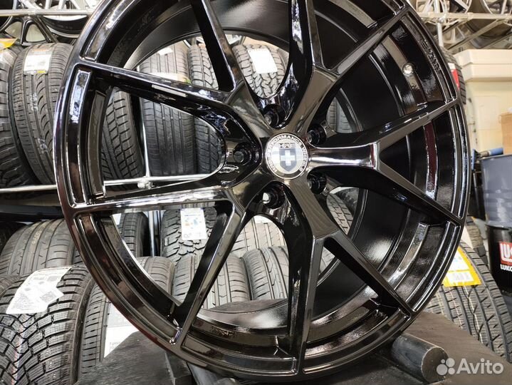 Диск RS HRE P101 Gloss Black 5X114,3 R18 d73,1