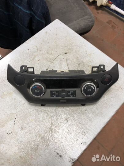 Chevrolet Aveo T250 Блок управления климатом