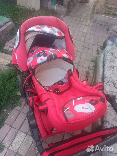 Детская коляска