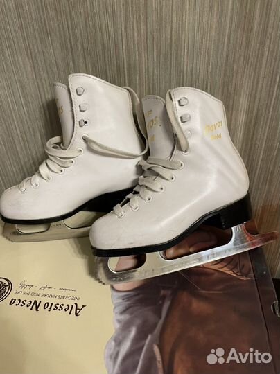 Коньки фигурные graf 30р
