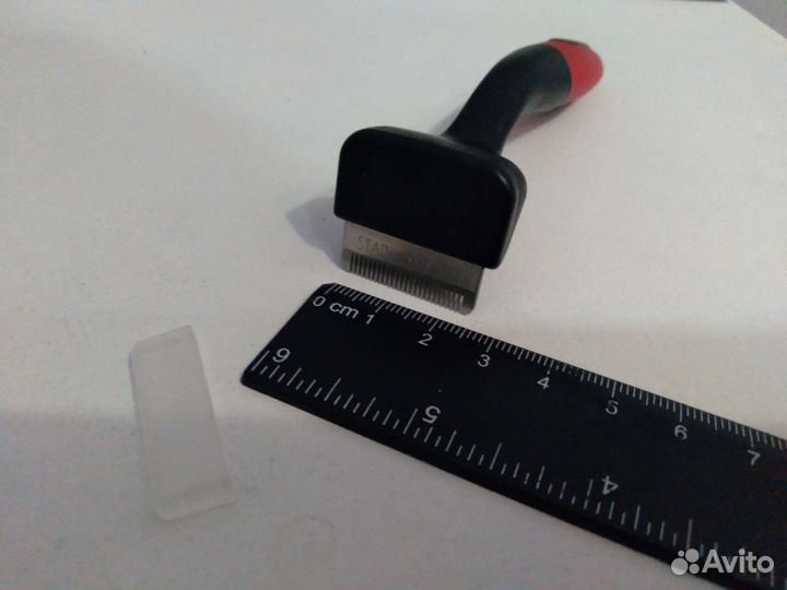 Миска керамическая, фурминатор маленький