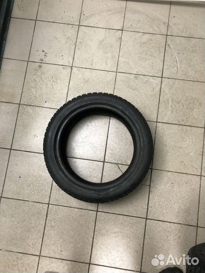 Gislaved Nord Frost 200 205/50 R17