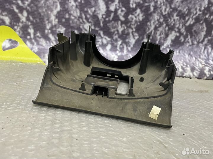 Кожух рулевой колонки нижний Laguna 2 Лагуна