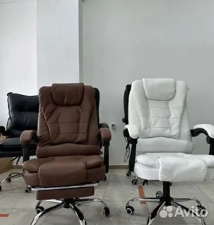 Офисное компьютерное кресло