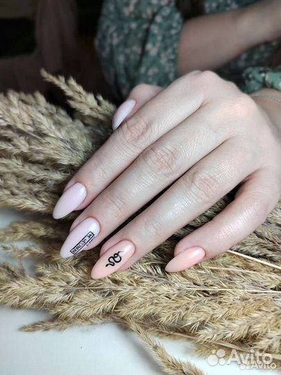 Мастер маникюра и педикюра