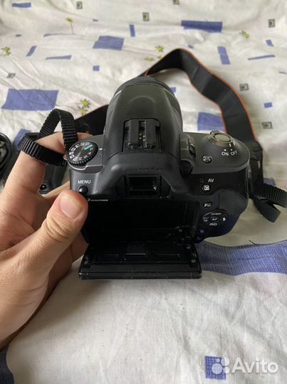 Продаётся Зеркальный фотоаппарат Sony Alpha 330