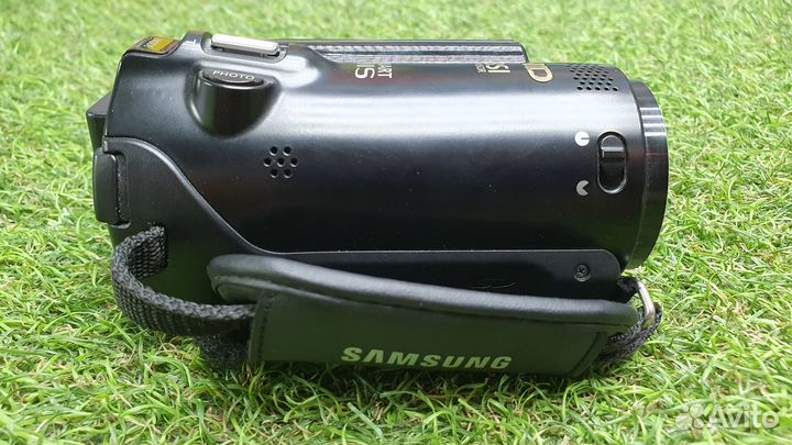 Видеокамера Samsung HMX-H205BP