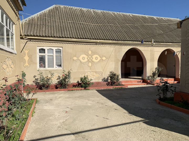 Дом 300 м² на участке 28 сот.