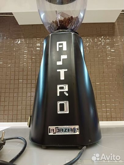 Кофемолка автоматическая La spaziale Astro 12