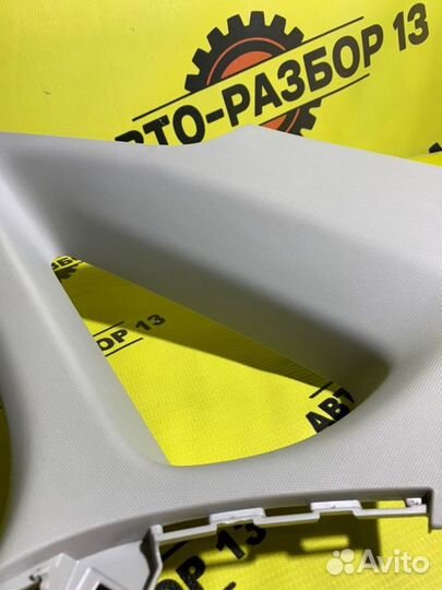 Обшивка стоики задняя правая Vw Polo 5 1.6 2019