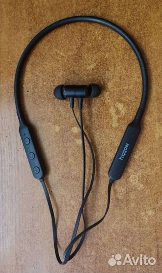 Беспроводные наушники 