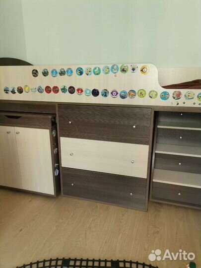 Детская кровать чердак со столом