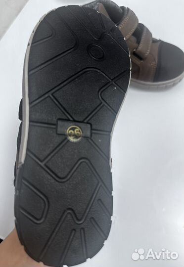 Ботинки демисезонные новые 26