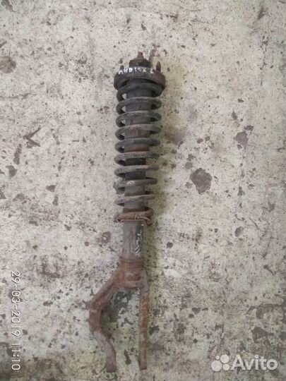 Стойка передняя на Хонда Цивик 2000 год