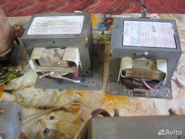 Трансформаторы сетевые разные