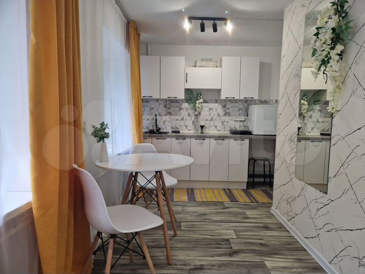 2-к. квартира, 45 м², 1/4 эт.