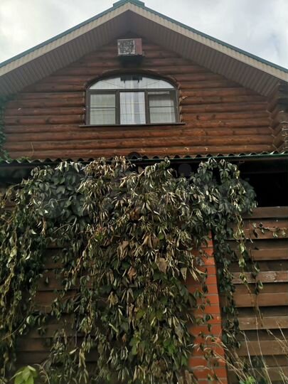 Дом 270 м² на участке 8,7 сот.