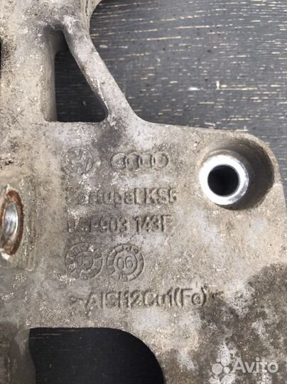 Кронштейн volkswagen jetta 5