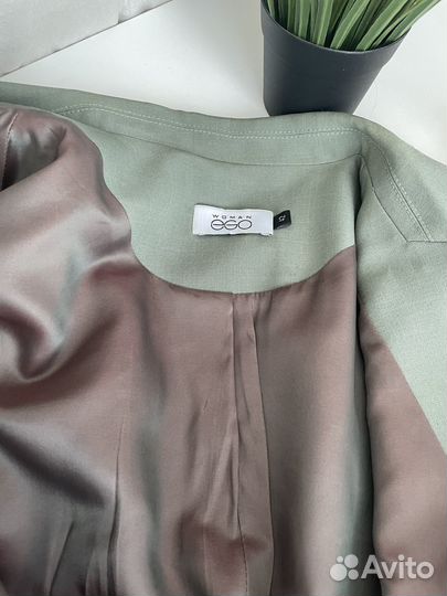 Брючный костюм женский 42 44