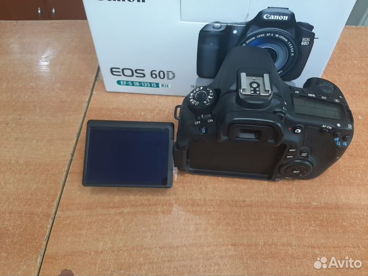 Сanon 60D Body (пробег 10000 кадров)