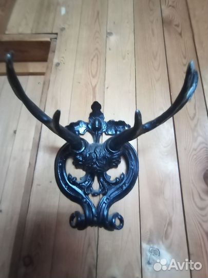 Вешалка рога