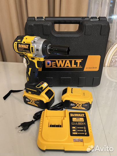 Гайковерт аккумуляторный dewalt