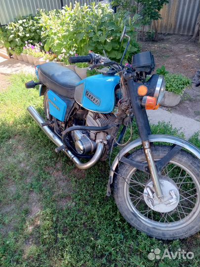 Мотоцикл иж планета 5