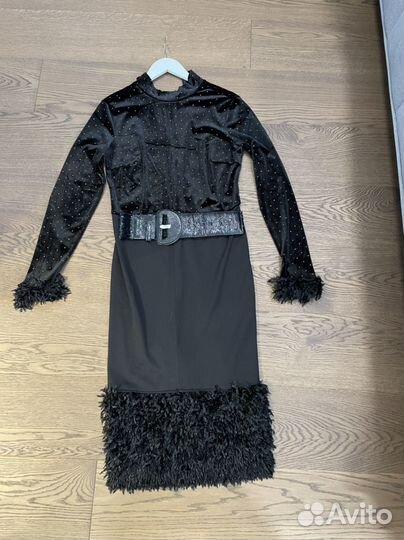 Платье женское 46 размер