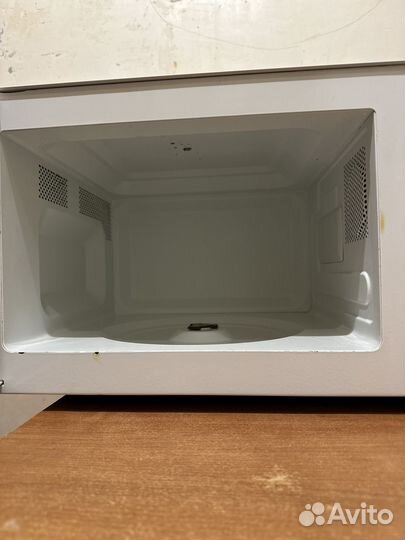 Микроволновая печь рабочая